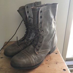 Steve Madden Mid Tall Lace up & zip Boots size 8.5